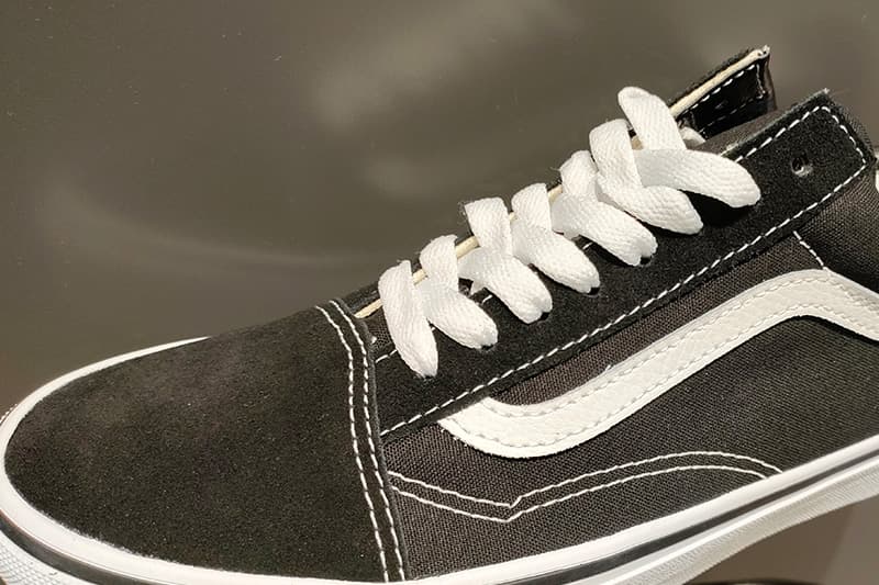 VANSのスニーカー